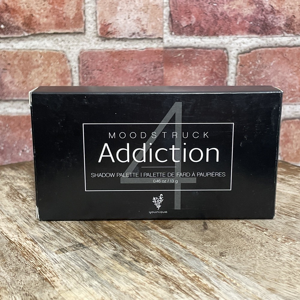 Younique Moodstruck Addiction 4 Shadow Palette. New in Box